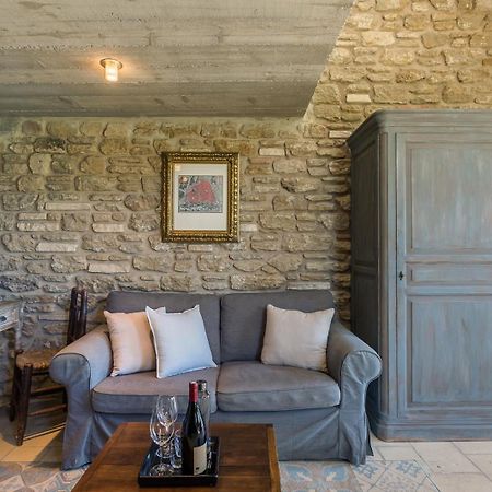 Bed and Breakfast Domaine Les Roullets Oppède Exterior foto