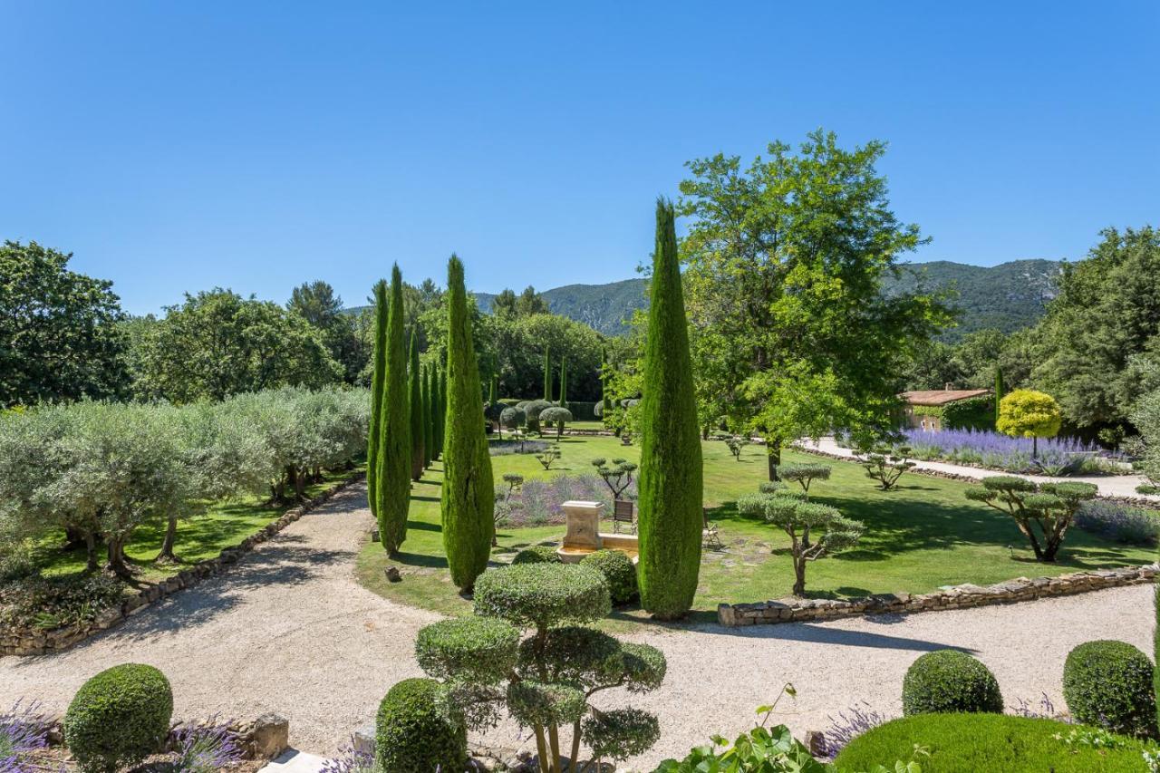 Bed and Breakfast Domaine Les Roullets Oppède Exterior foto