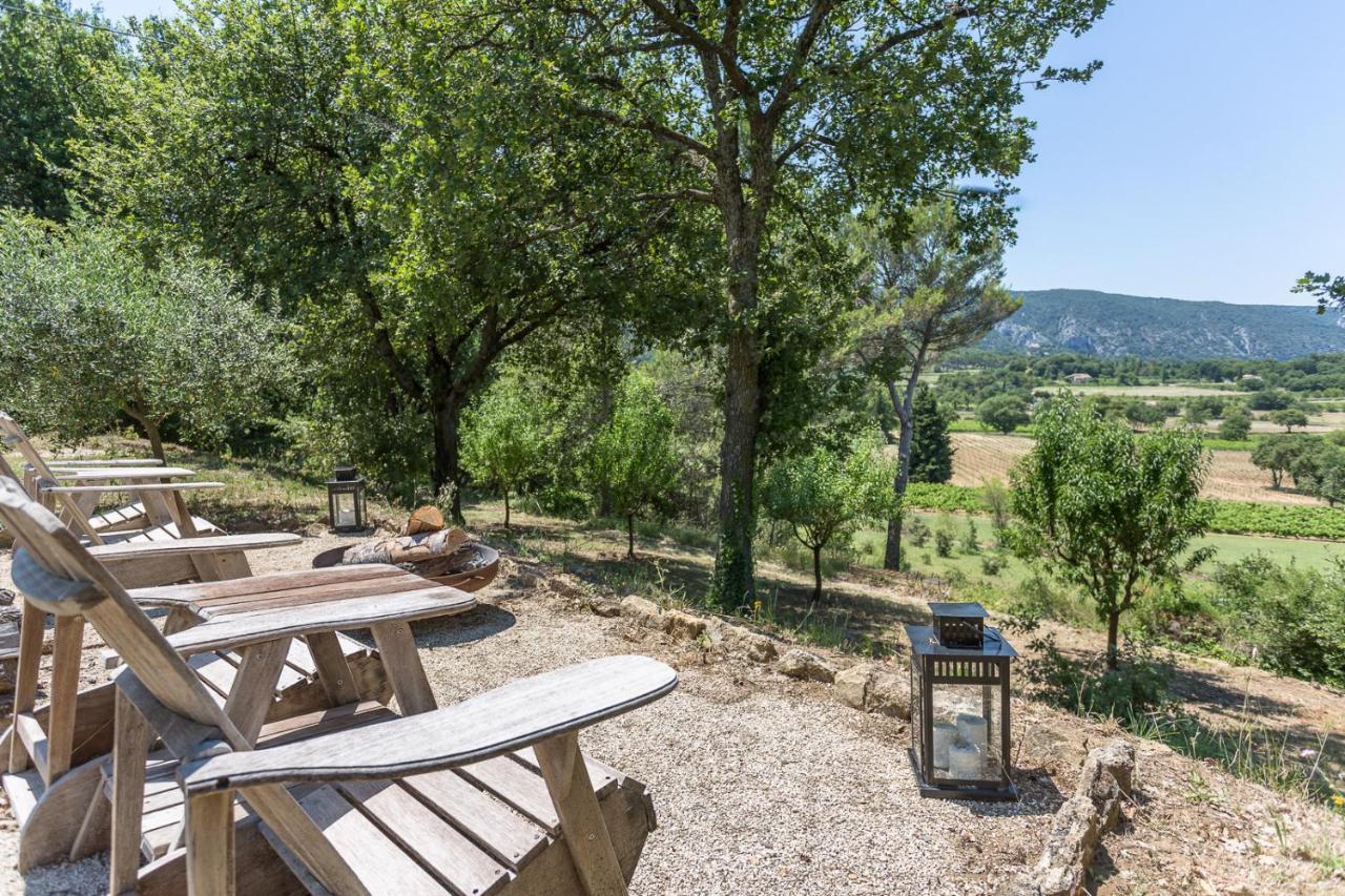 Bed and Breakfast Domaine Les Roullets Oppède Exterior foto